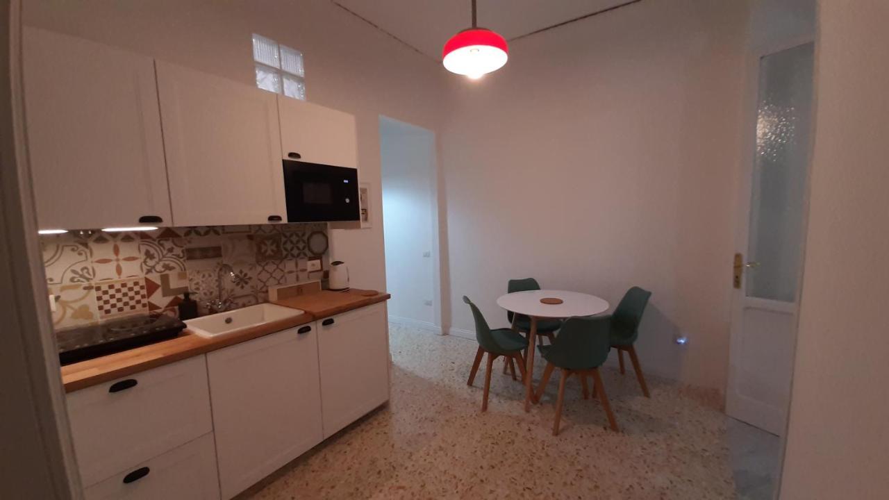 Apartamento Palazzetto Di Neubourg Nápoles Exterior foto