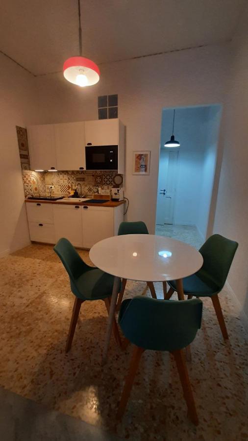 Apartamento Palazzetto Di Neubourg Nápoles Exterior foto